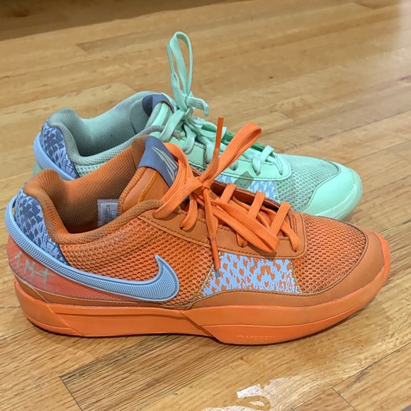 Nike Mint Green and Orange Sneakers - Picture 4 of 7